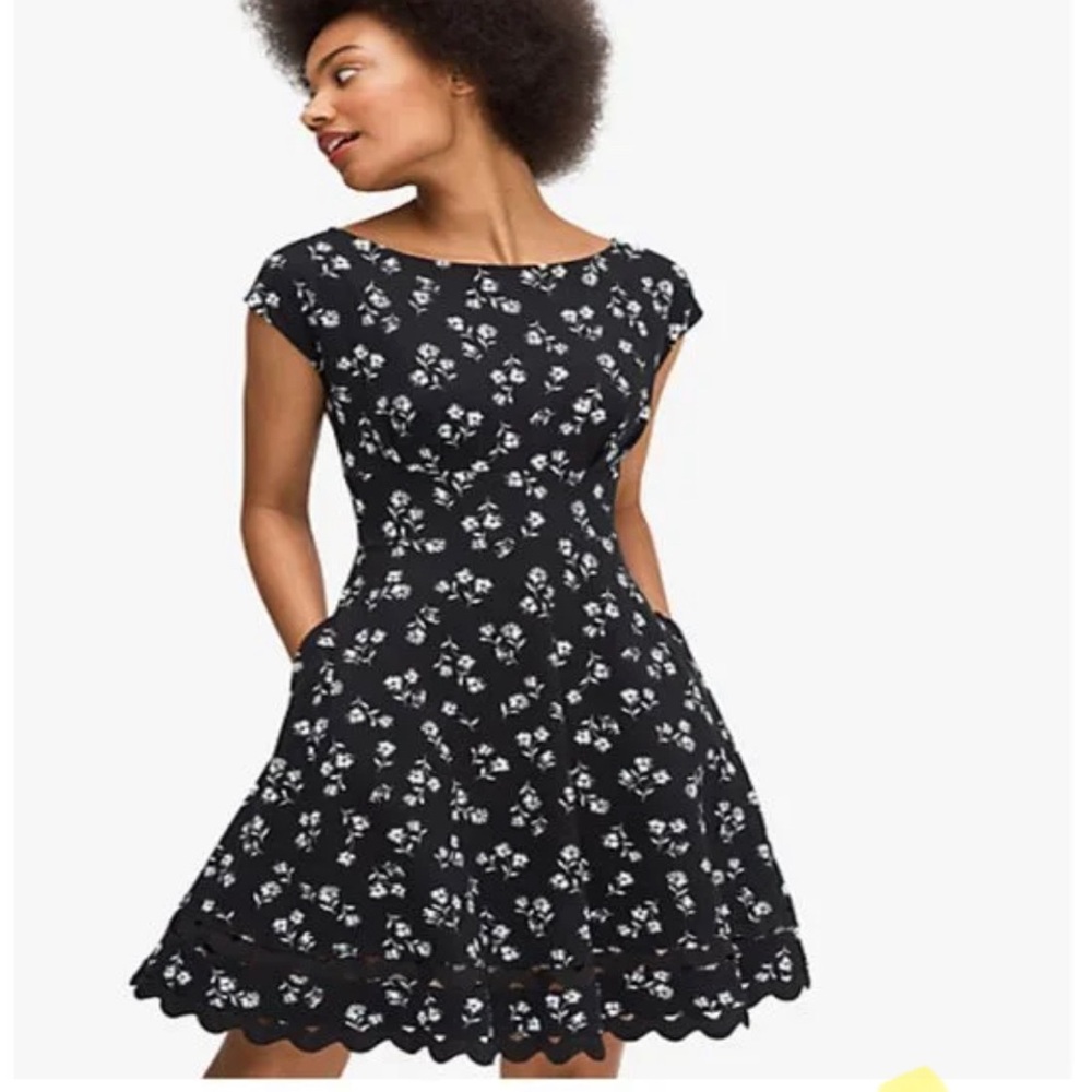 Kate Spade Floral Dandelion Ponte Dress Small NWT black/ white flowers